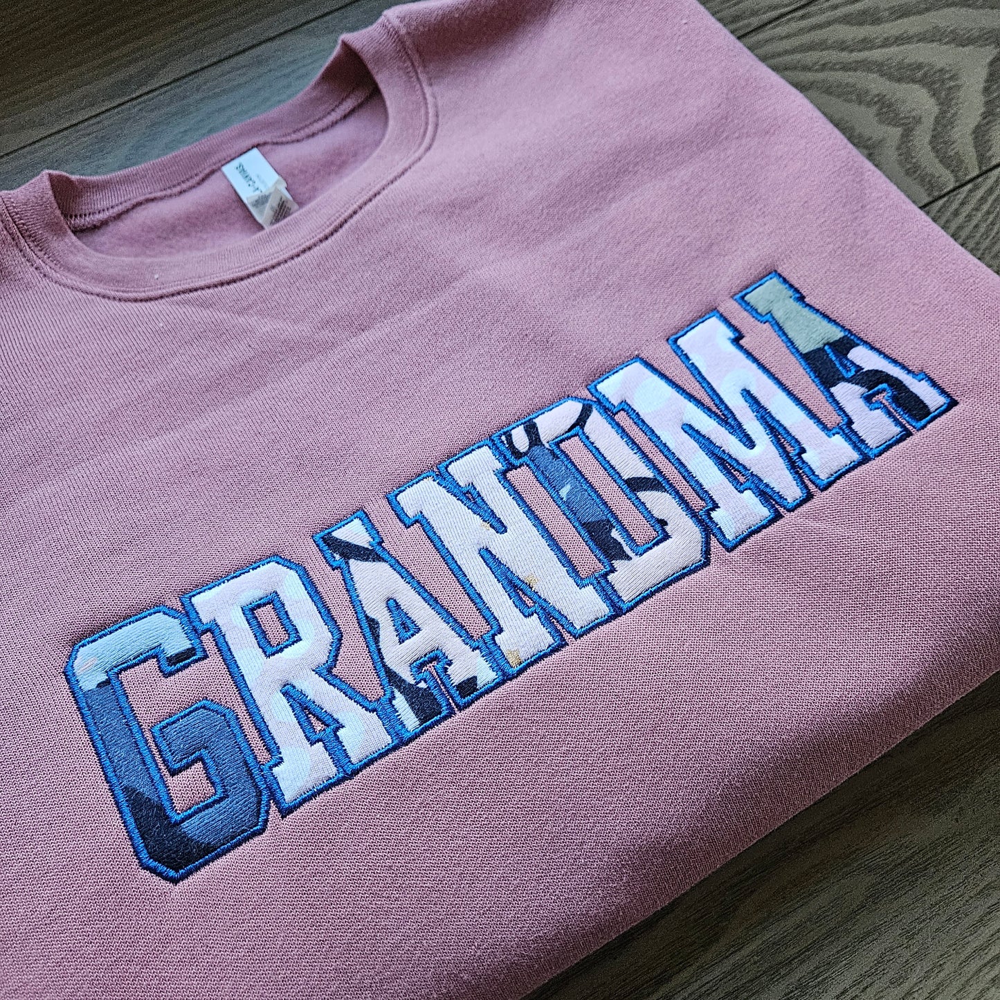 Embroidered Mama Onesie Applique Keepsake Sweatshirt Crewneck