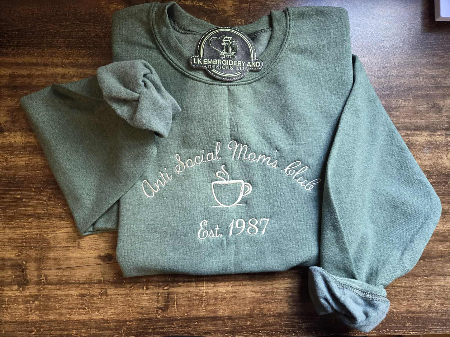 Green sweatshirt Anti Social Moms Club Machine Embroidery Design File